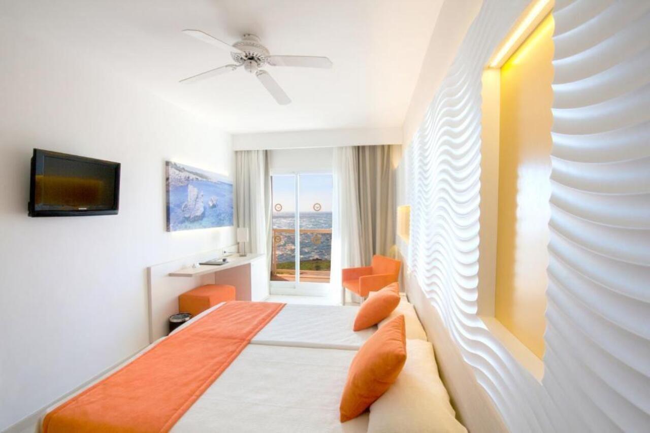Globales Almirante Farragut Hotel Cala'N Blanes  Kültér fotó