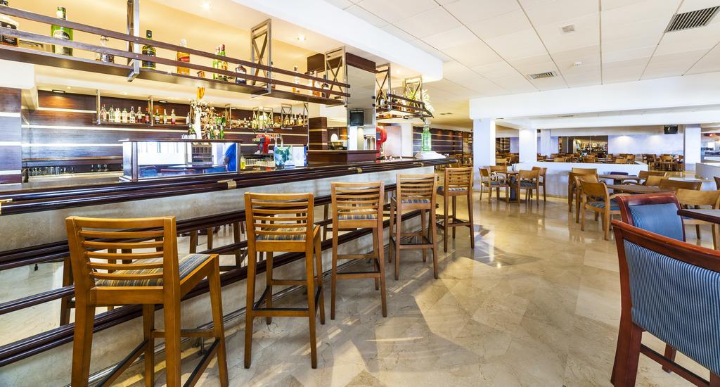 Globales Almirante Farragut Hotel Cala'N Blanes  Kültér fotó